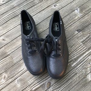 Black & Gold Wedged Keds SZ 7.5